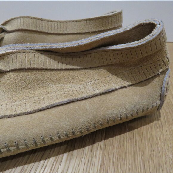 MINNETONKA Moccasin Loafer Fringe Booties Tan Suede Leather Western Casual - Picture 5 of 16